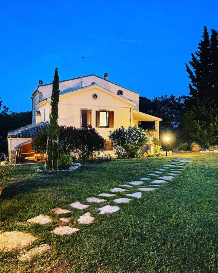 Casale La Civetta Larino Exterior foto